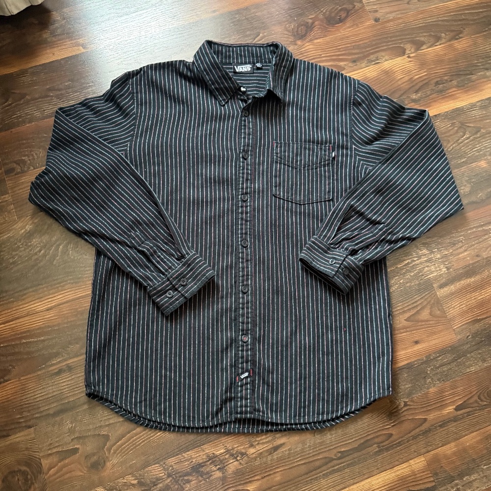 Van's - Black Button down - Men's XL
